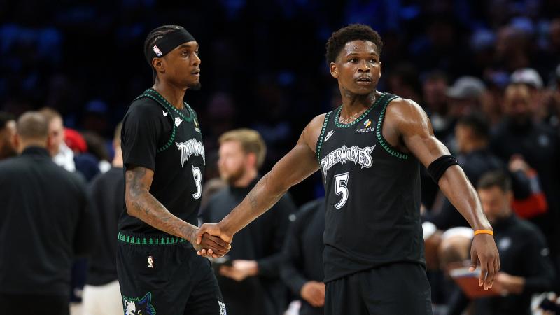 [CCTV全场集锦]森林狼力克掘金3-1 道苏姆生涯新高43分 迪文华子伤退 约基奇驱逐