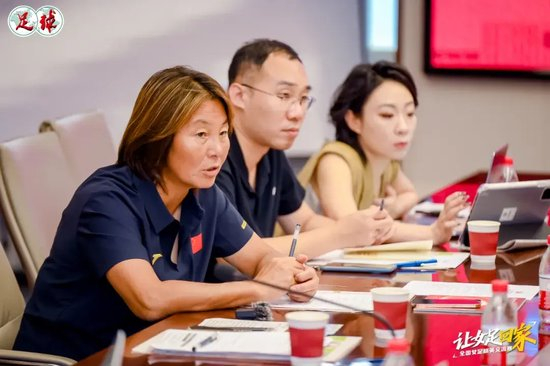 女足专业体制支撑稳定但上限受限，城乡选材失衡与过早专业化成隐性瓶颈