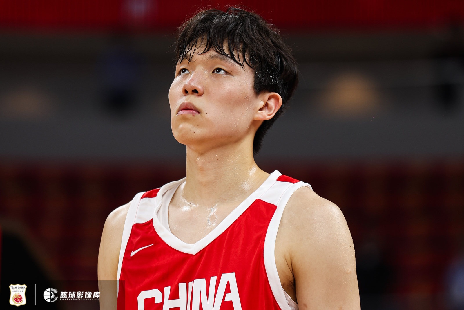 媒体人：杨瀚森仍为第三中锋 世预赛应继续依赖继伟大秋