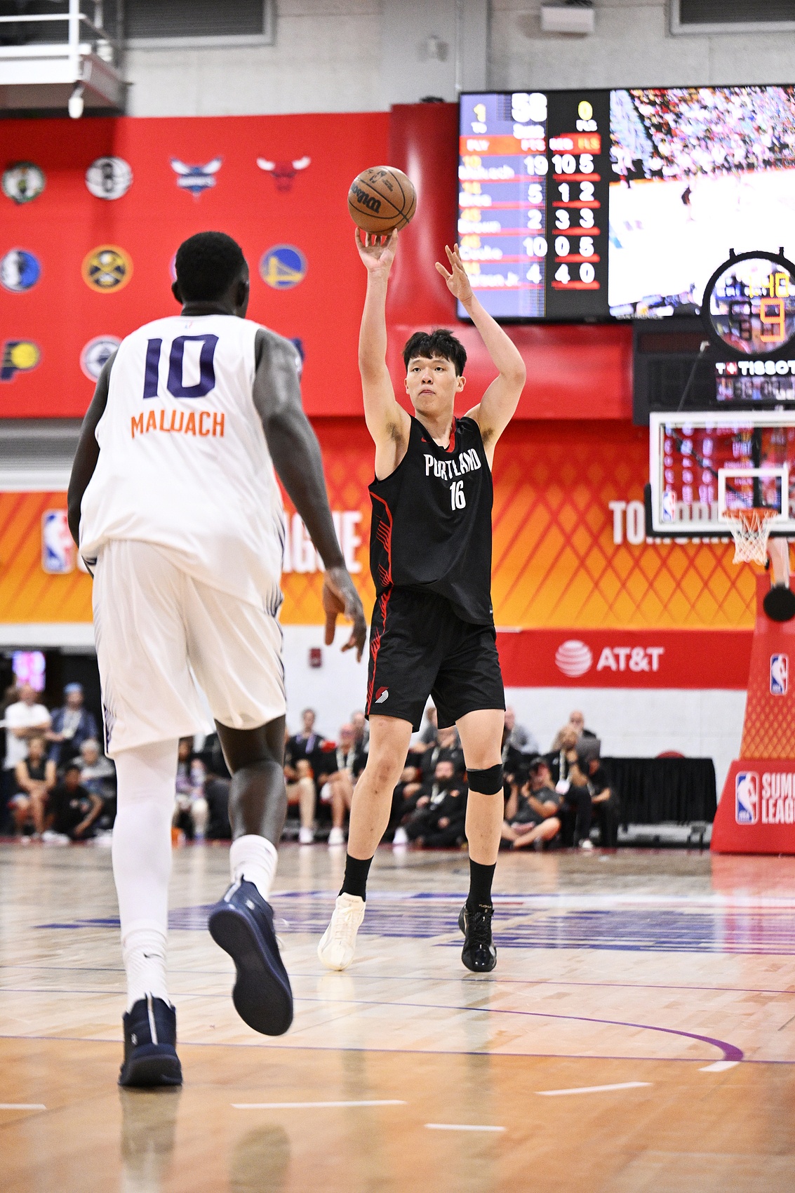 杨瀚森夏联对位马卢阿奇：数据不差，但对抗成疑