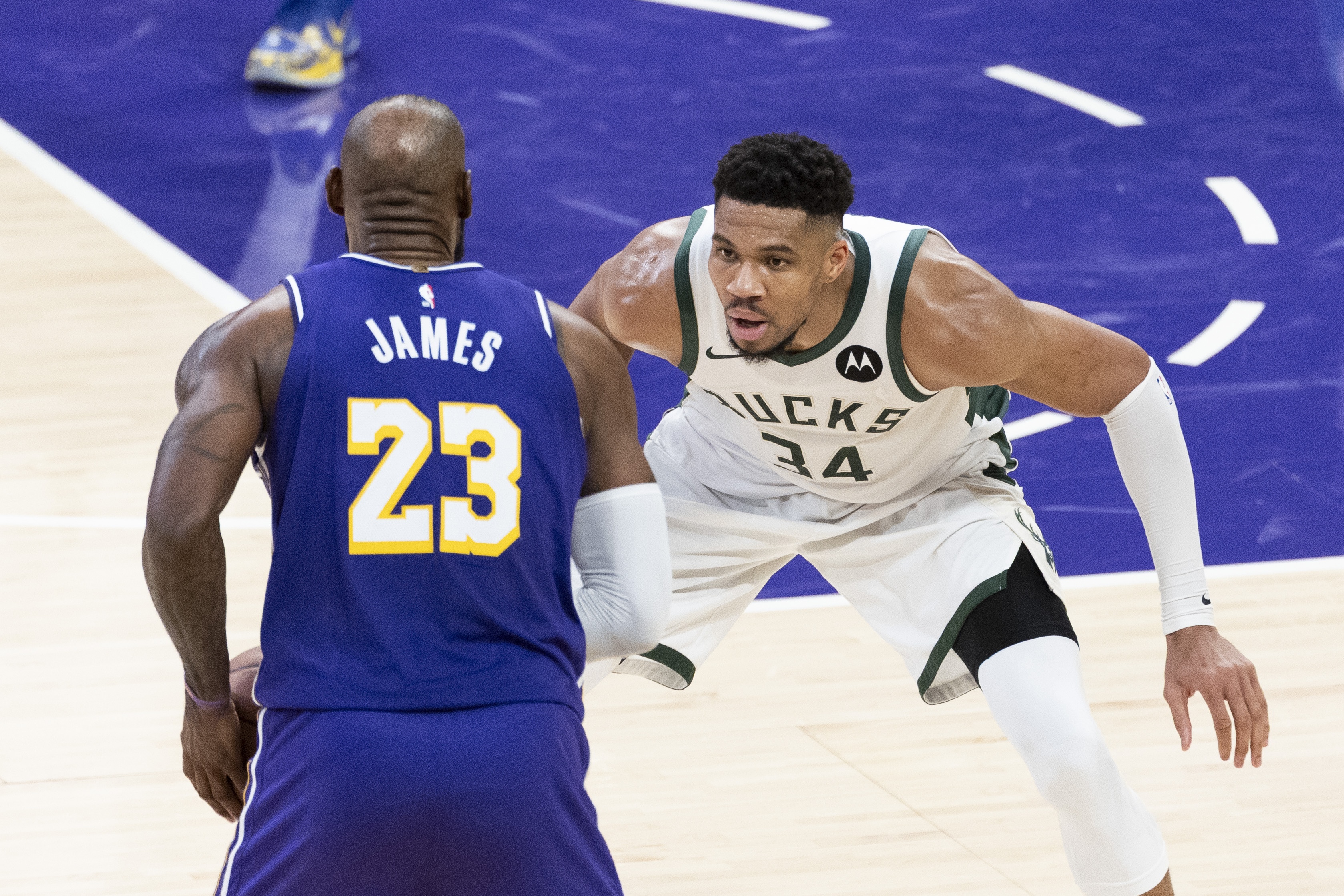詹姆斯加盟76人 2026年NBA杯东部B组成死亡之组 詹姆斯加盟76人 2026年NBA杯东部B组成死亡之组