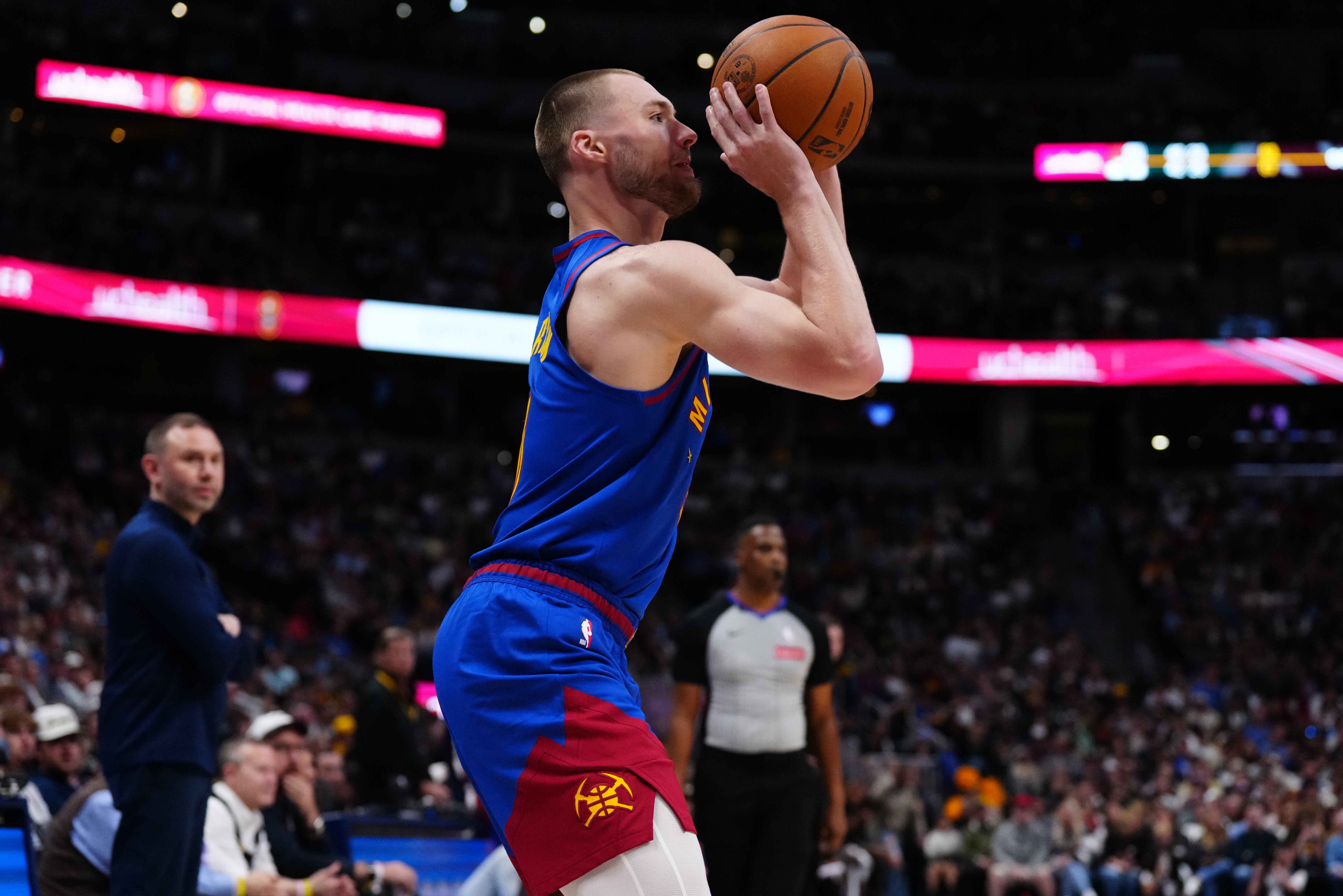 NBA15大垃圾合同：恩比德居首 特雷·杨第二