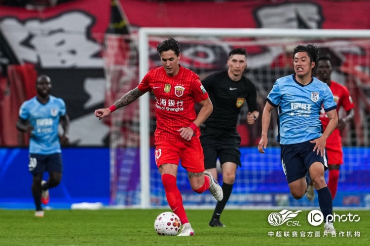 魏震失点李新翔补时救主 海港1比1惜平大连英博 魏震失点李新翔补时救主 海港1比1惜平大连英博